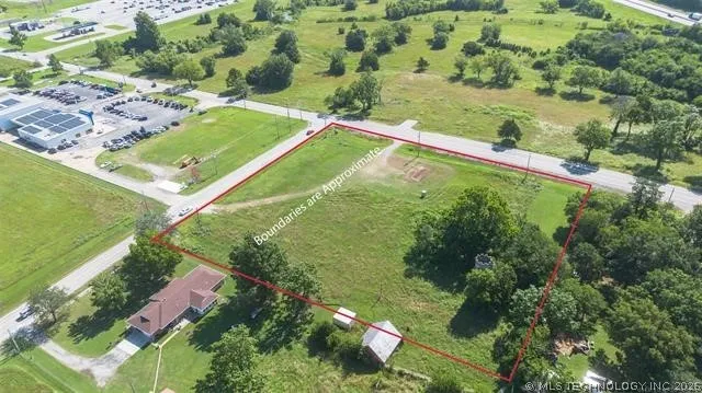 S 4410 ROAD Vinita, OK 74301