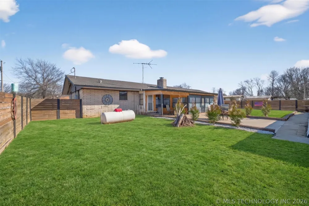 406 William Penn Adair, OK 74330
