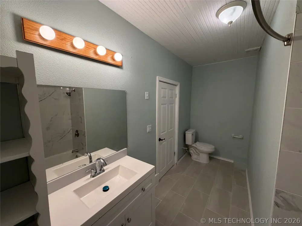 206 W Main Bokchito, OK 73449