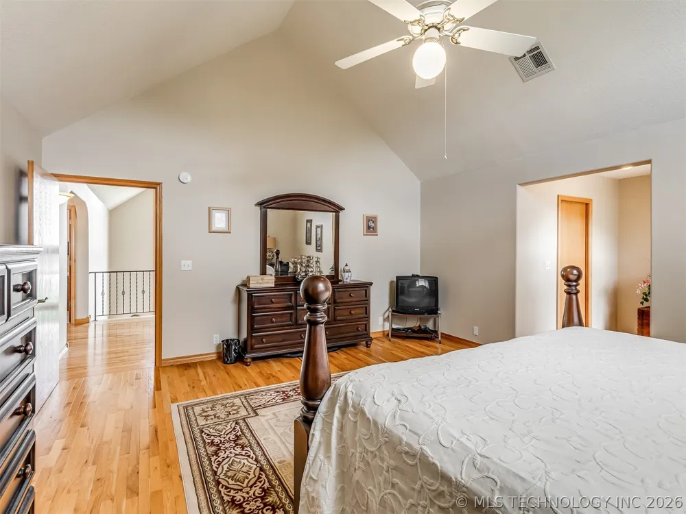 19190 Valley View Lane Catoosa, OK 74015