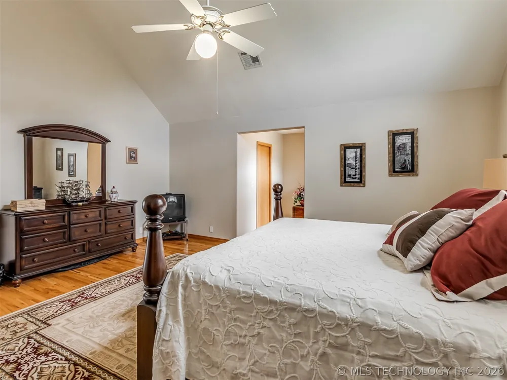 19190 Valley View Lane Catoosa, OK 74015