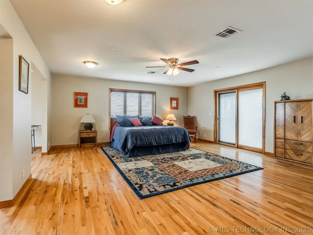 19190 Valley View Lane Catoosa, OK 74015