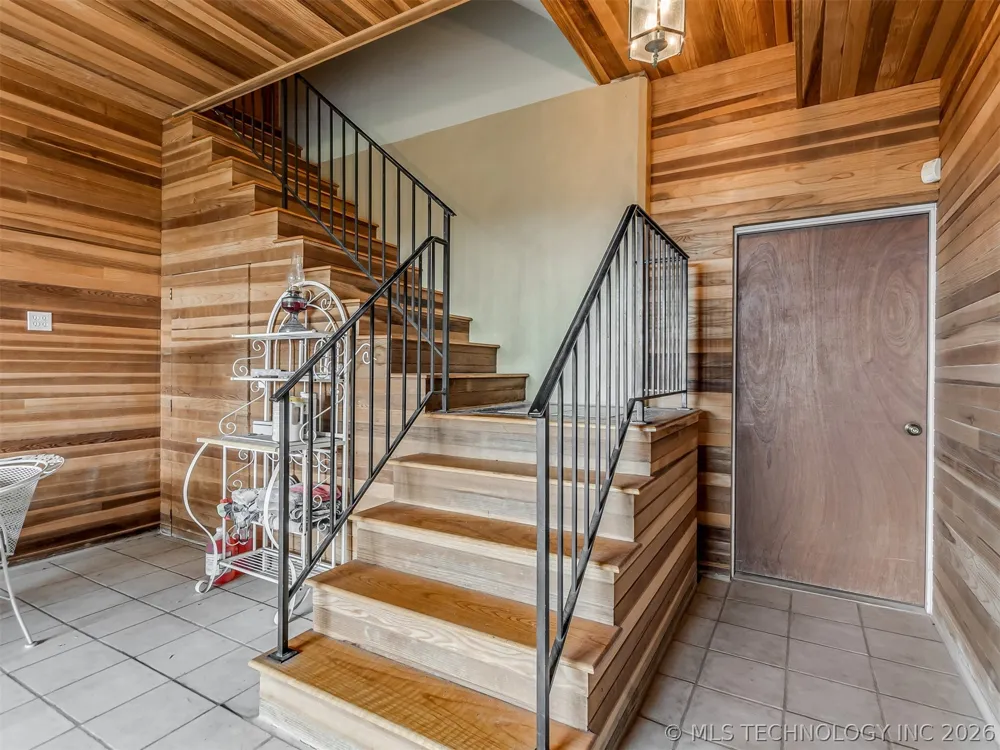 19190 Valley View Lane Catoosa, OK 74015