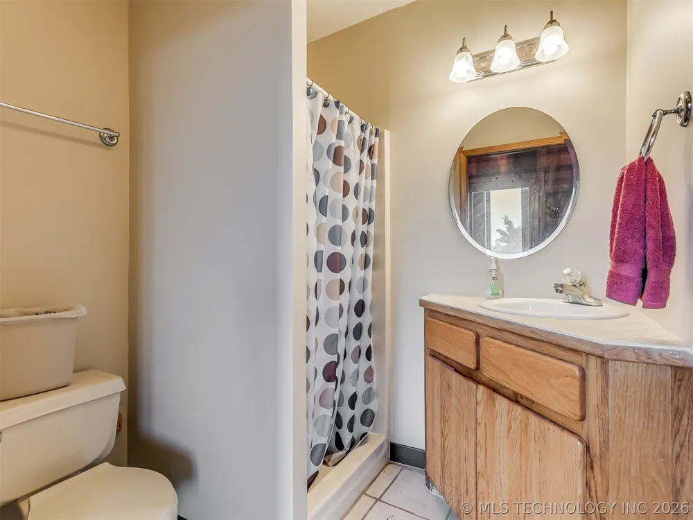 19190 Valley View Lane Catoosa, OK 74015