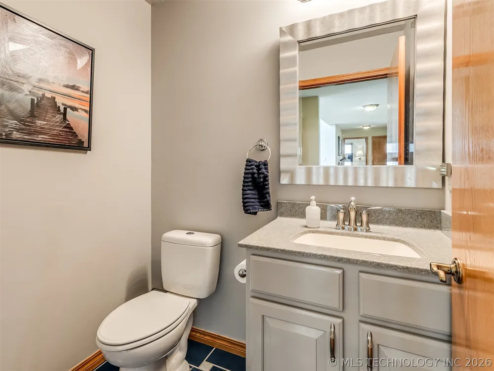 19190 Valley View Lane Catoosa, OK 74015