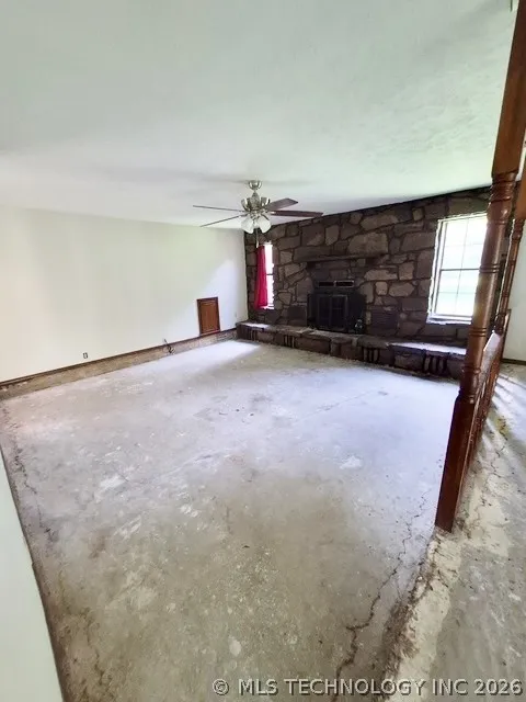 196 Elm Drive Pryor, OK 74361