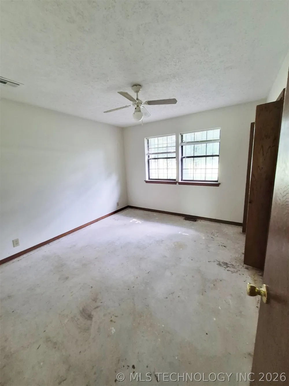 196 Elm Drive Pryor, OK 74361