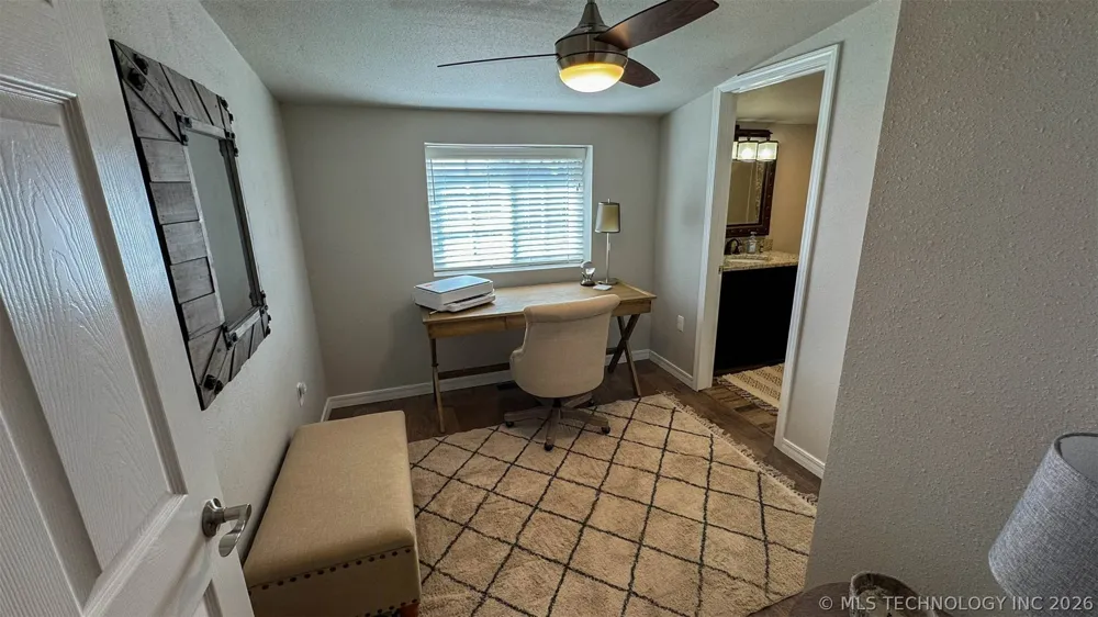 4157 W Roadrunner Drive Hulbert, OK 74441