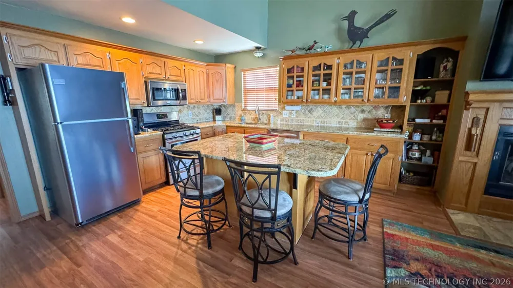 4157 W Roadrunner Drive Hulbert, OK 74441