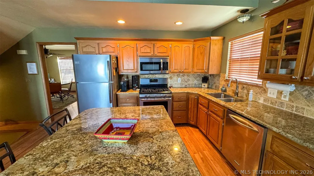 4157 W Roadrunner Drive Hulbert, OK 74441