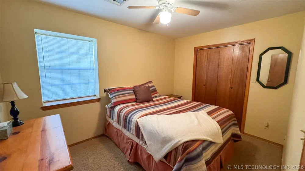 4157 W Roadrunner Drive Hulbert, OK 74441
