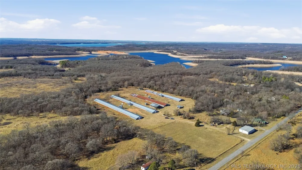 4302 S 445 ROAD Salina, OK 74365