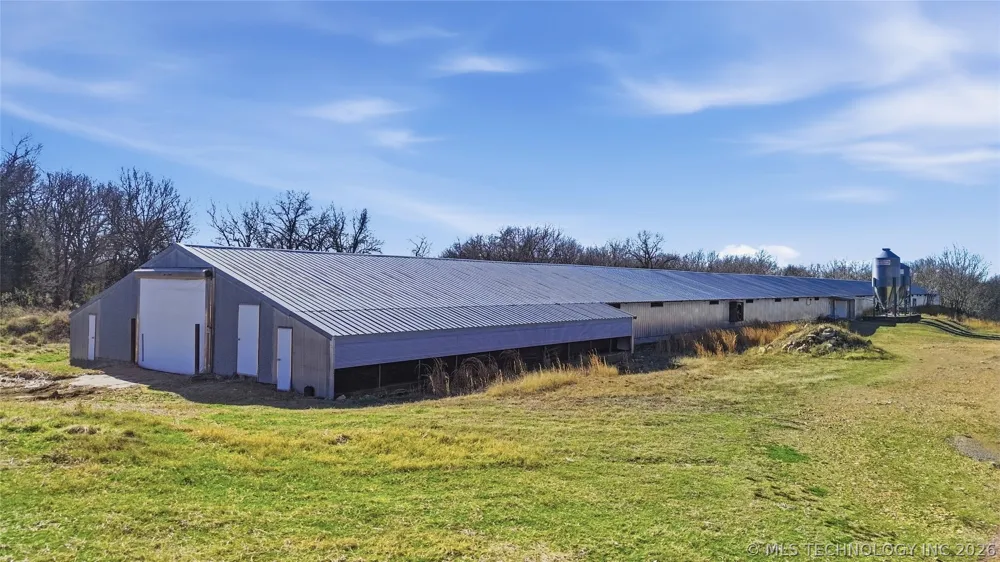 4302 S 445 ROAD Salina, OK 74365