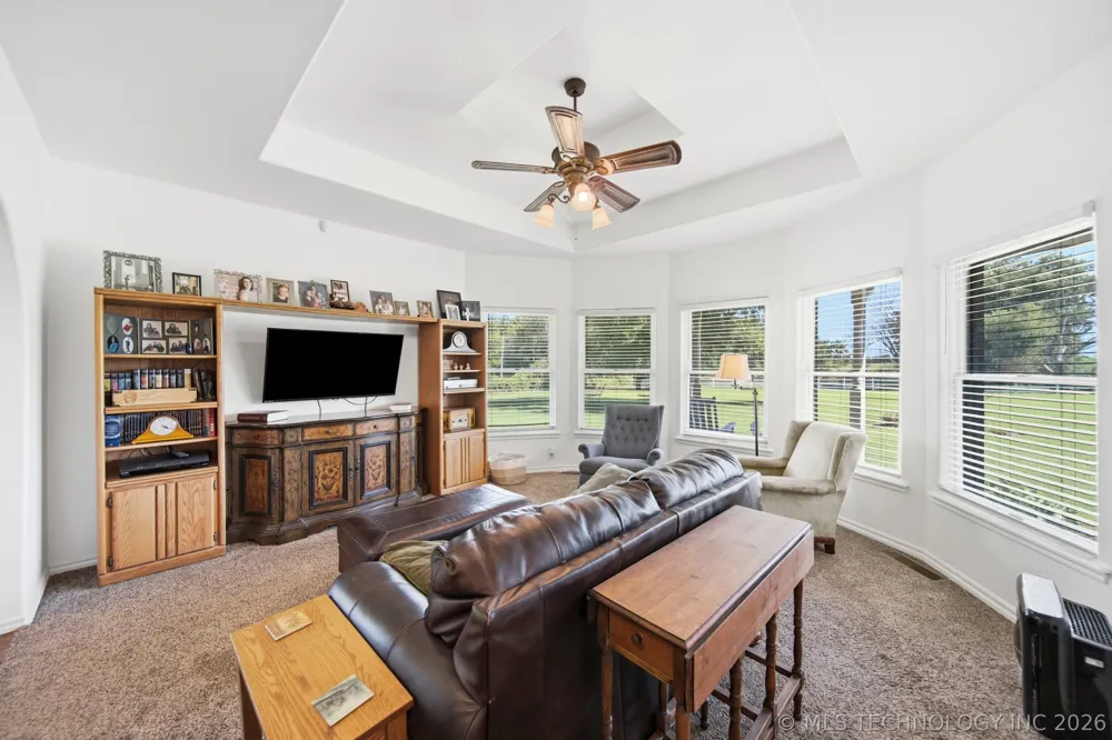 29945 S River Ridge Drive Catoosa, OK 74015