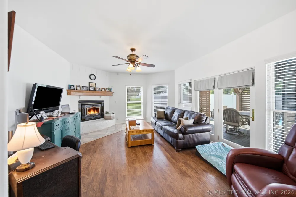 29945 S River Ridge Drive Catoosa, OK 74015