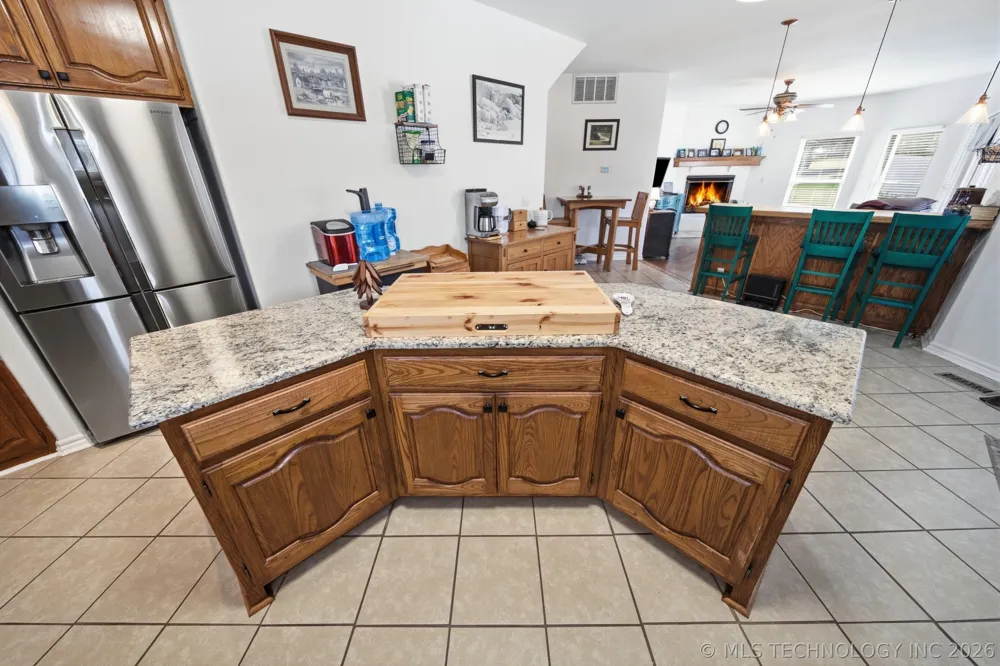 29945 S River Ridge Drive Catoosa, OK 74015
