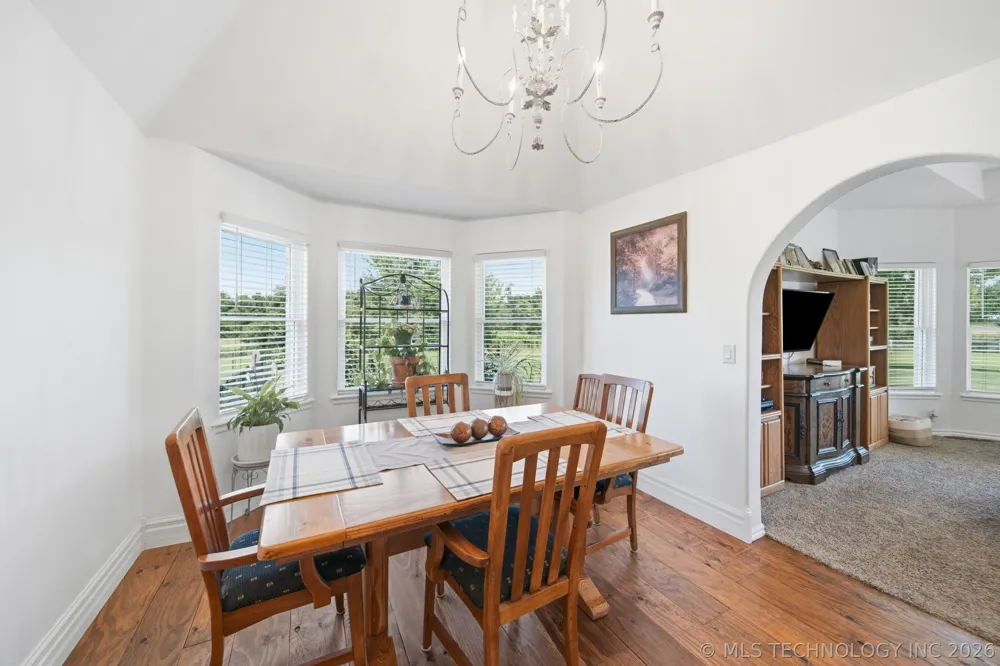 29945 S River Ridge Drive Catoosa, OK 74015