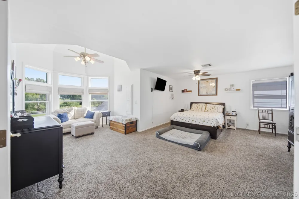 29945 S River Ridge Drive Catoosa, OK 74015