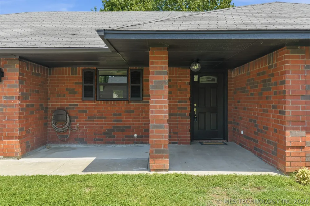 1604 Southern Hills Ardmore, OK 73401