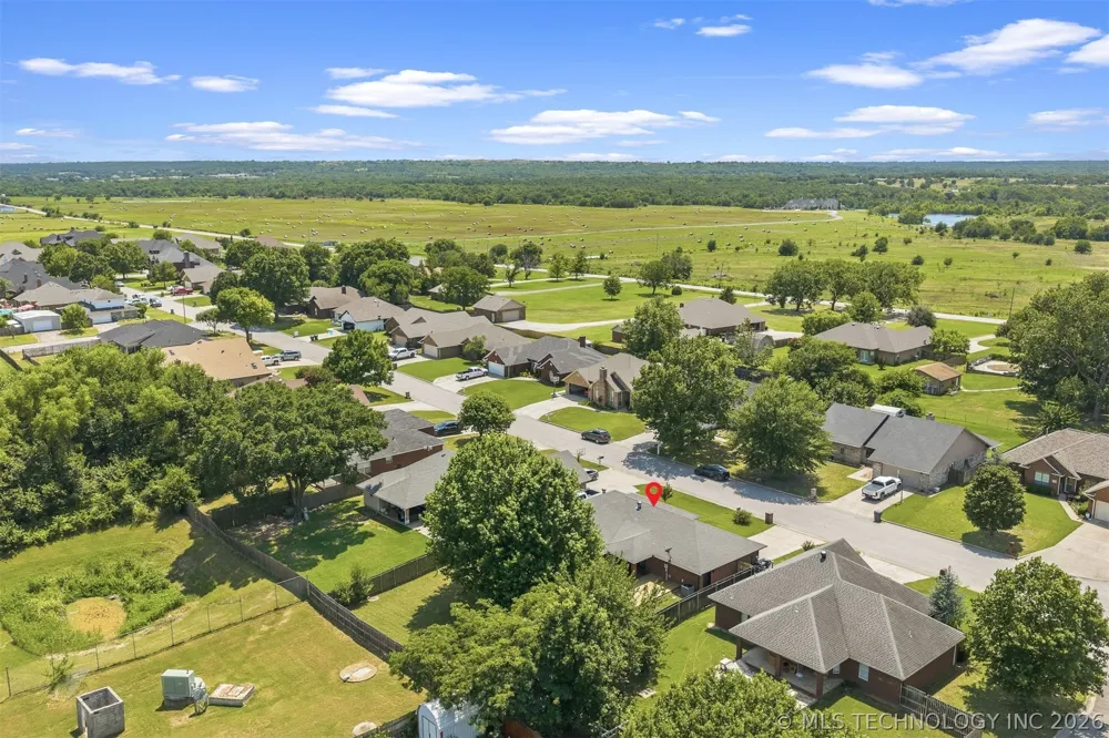 1604 Southern Hills Ardmore, OK 73401