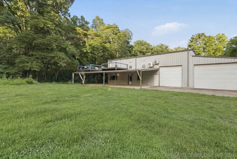 8049 Highway 10 Tahlequah, OK 74464
