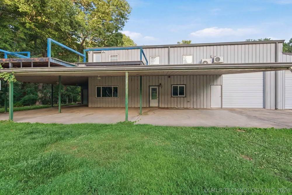8049 Highway 10 Tahlequah, OK 74464