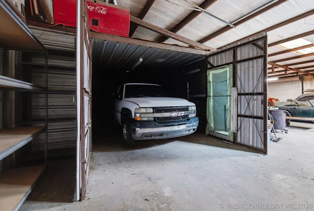 8049 Highway 10 Tahlequah, OK 74464