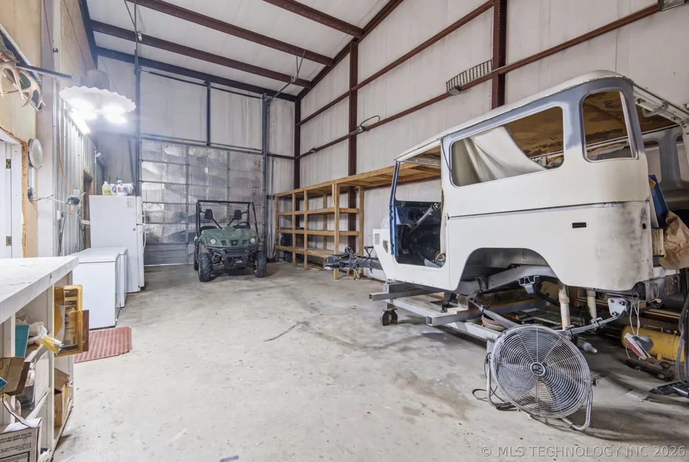 8049 Highway 10 Tahlequah, OK 74464