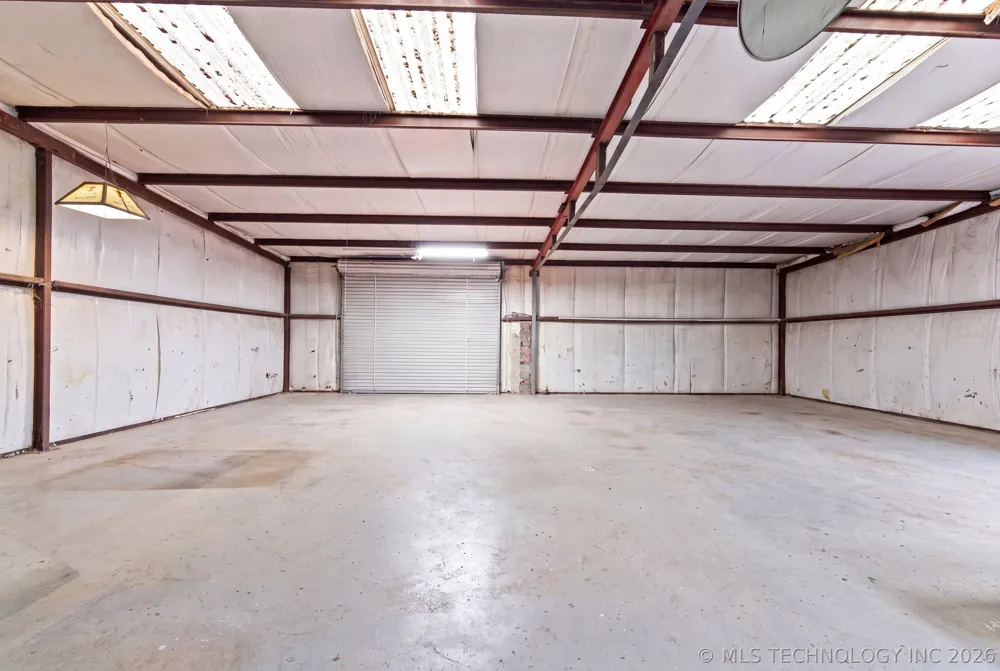 8049 Highway 10 Tahlequah, OK 74464