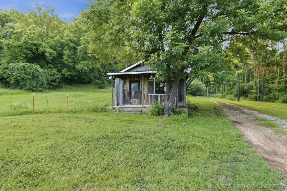 8049 Highway 10 Tahlequah, OK 74464