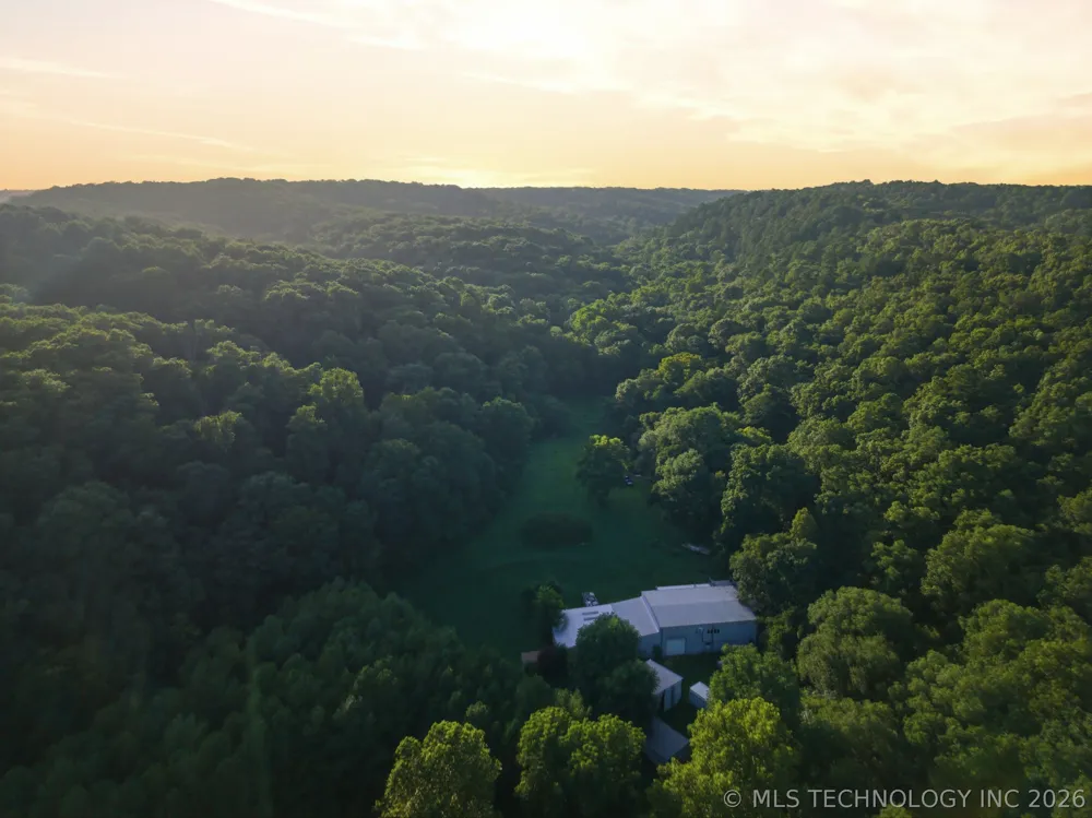 8049 Highway 10 Tahlequah, OK 74464
