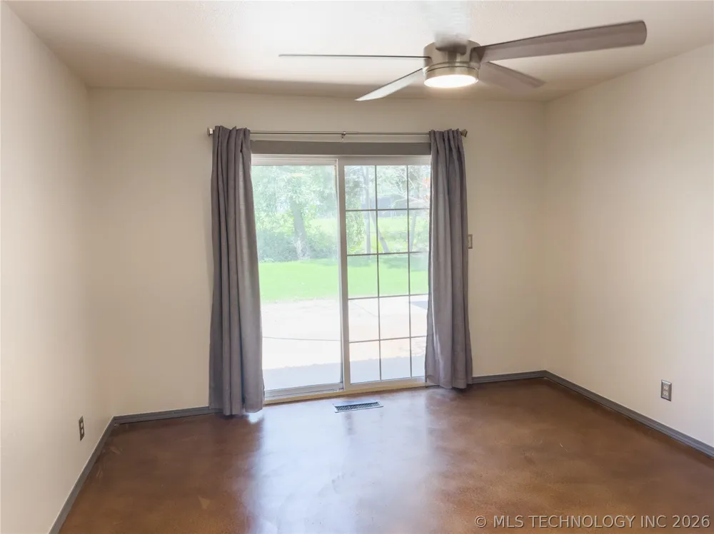 15921 E 131st Street S #2 Broken Arrow, OK 74011
