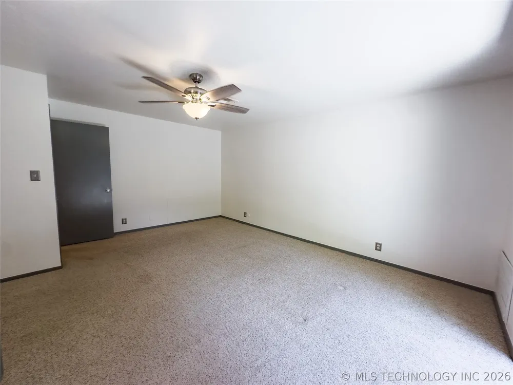 15921 E 131st Street S #2 Broken Arrow, OK 74011