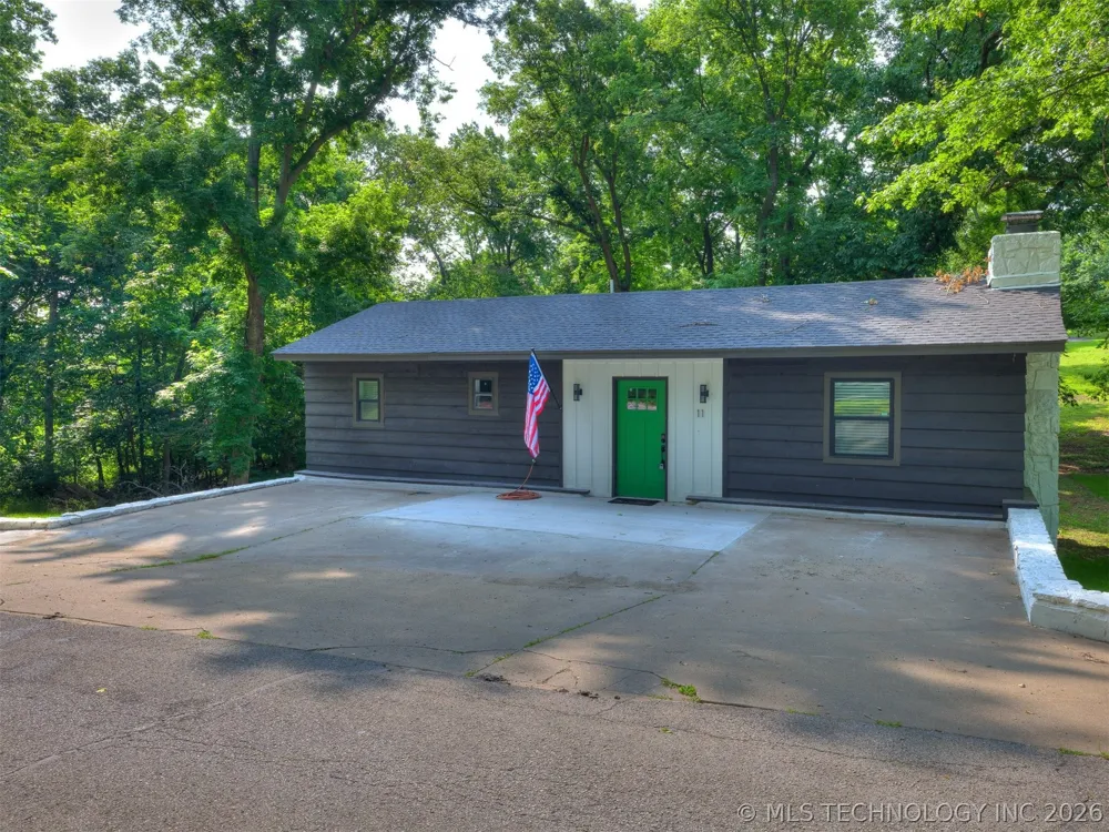 11 Port Duncan Afton, OK 74331