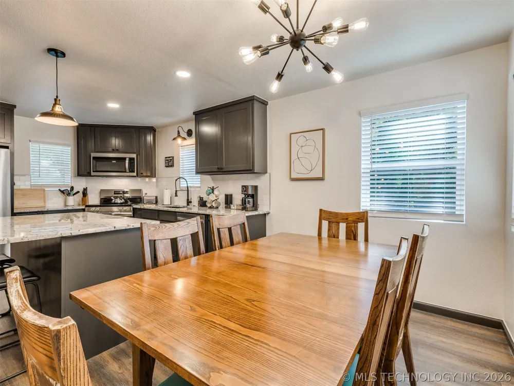 11 Port Duncan Afton, OK 74331