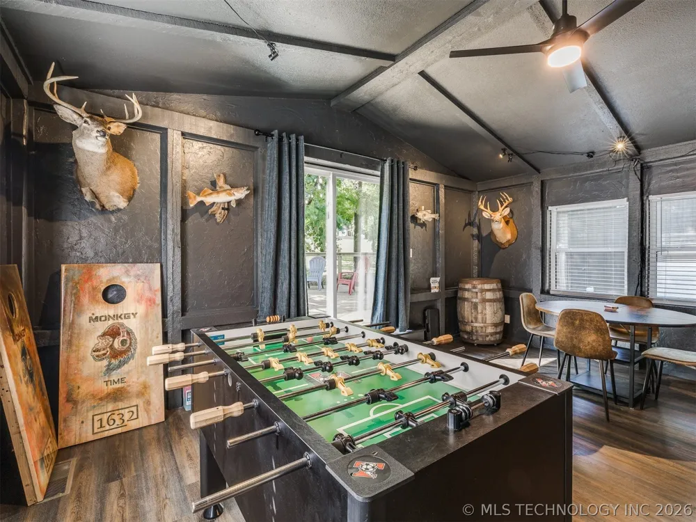 11 Port Duncan Afton, OK 74331