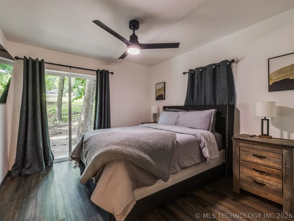 11 Port Duncan Afton, OK 74331