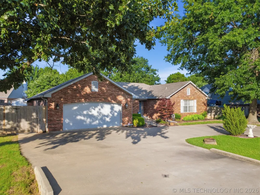 9867 S Maybelle Avenue Jenks, OK 74037