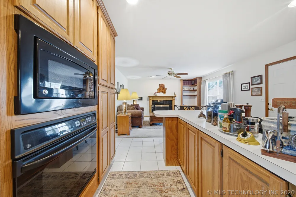 9867 S Maybelle Avenue Jenks, OK 74037