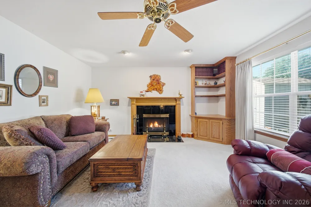 9867 S Maybelle Avenue Jenks, OK 74037