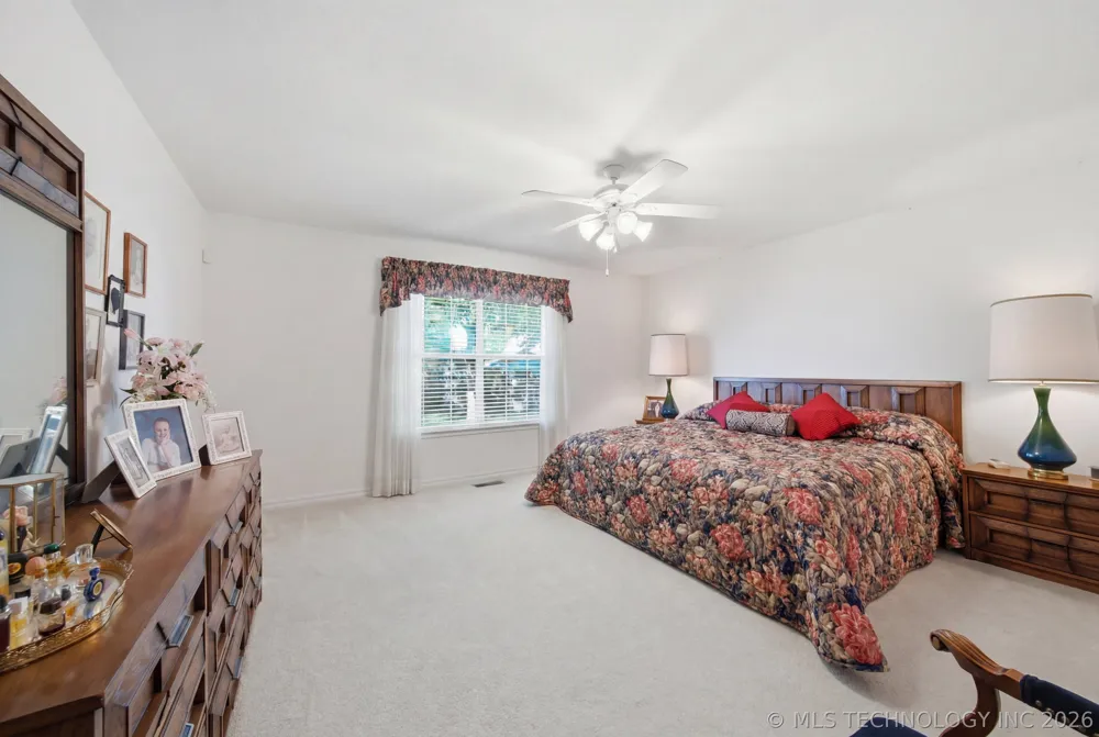 9867 S Maybelle Avenue Jenks, OK 74037