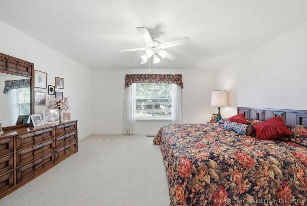 9867 S Maybelle Avenue Jenks, OK 74037