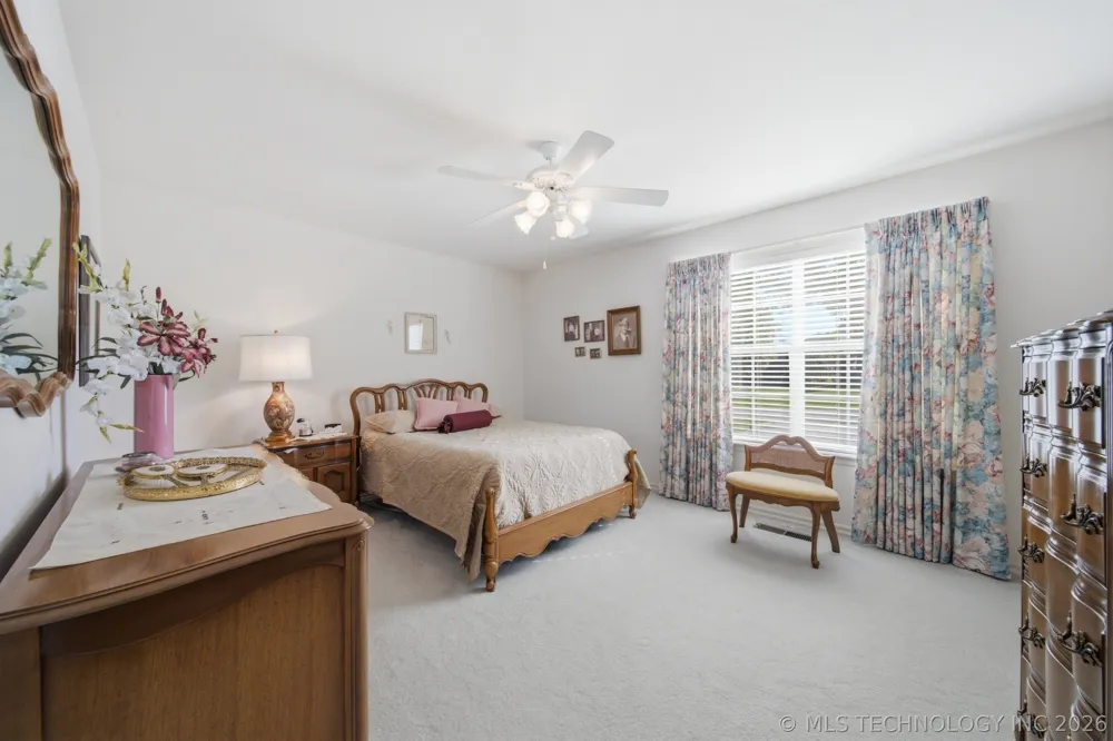 9867 S Maybelle Avenue Jenks, OK 74037