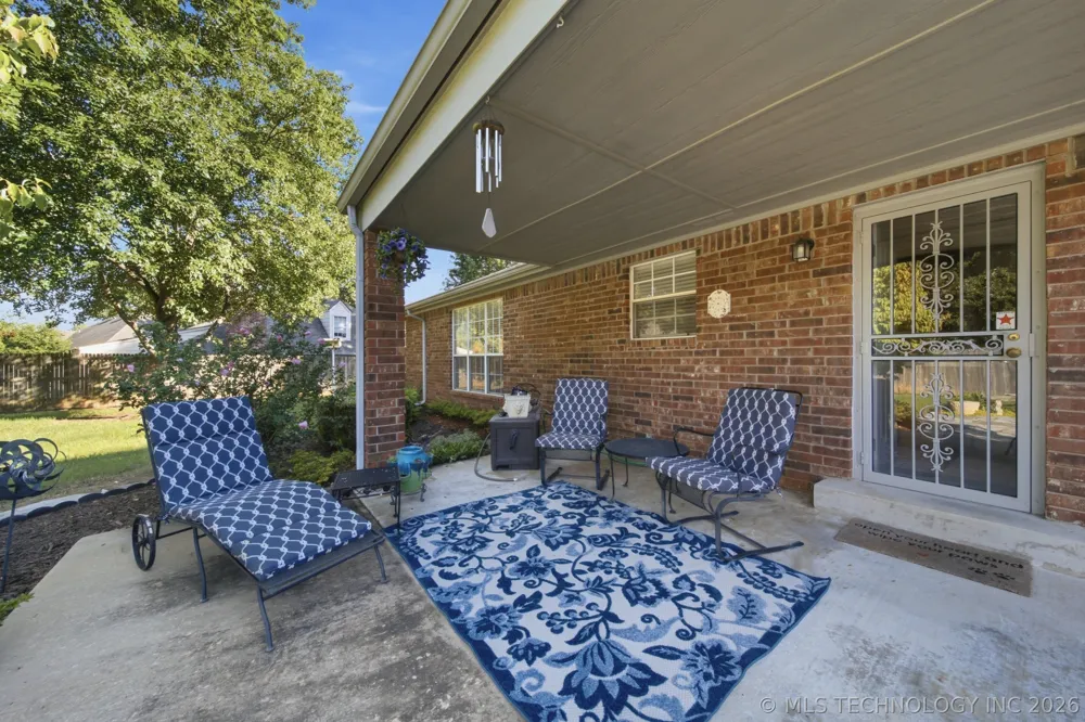 9867 S Maybelle Avenue Jenks, OK 74037