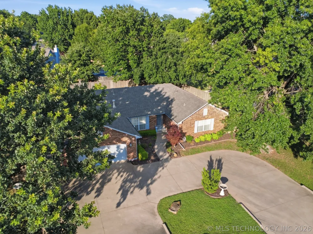 9867 S Maybelle Avenue Jenks, OK 74037