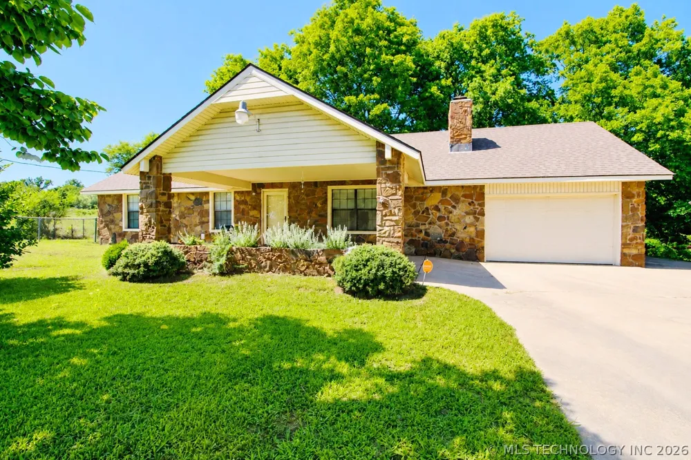 15895 Briar Road Morris, OK 74445