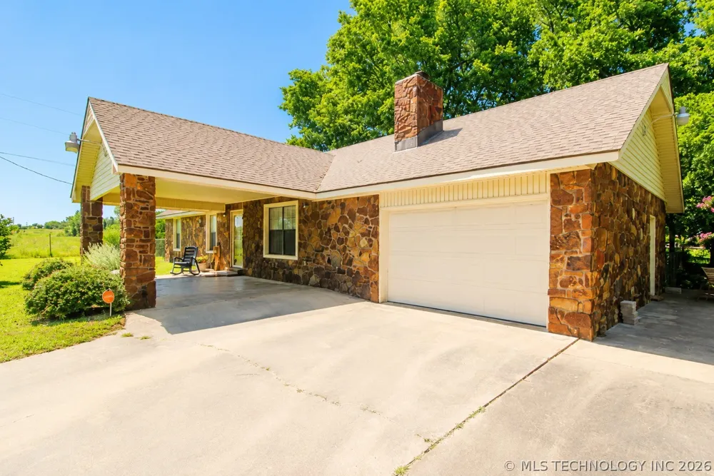 15895 Briar Road Morris, OK 74445