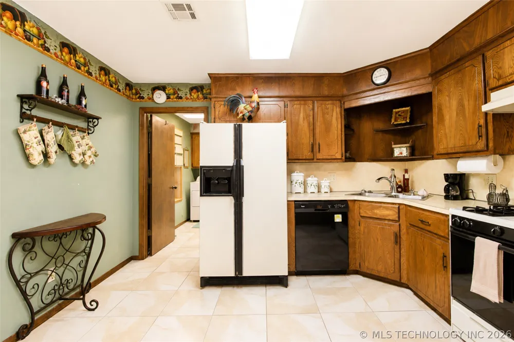 15895 Briar Road Morris, OK 74445
