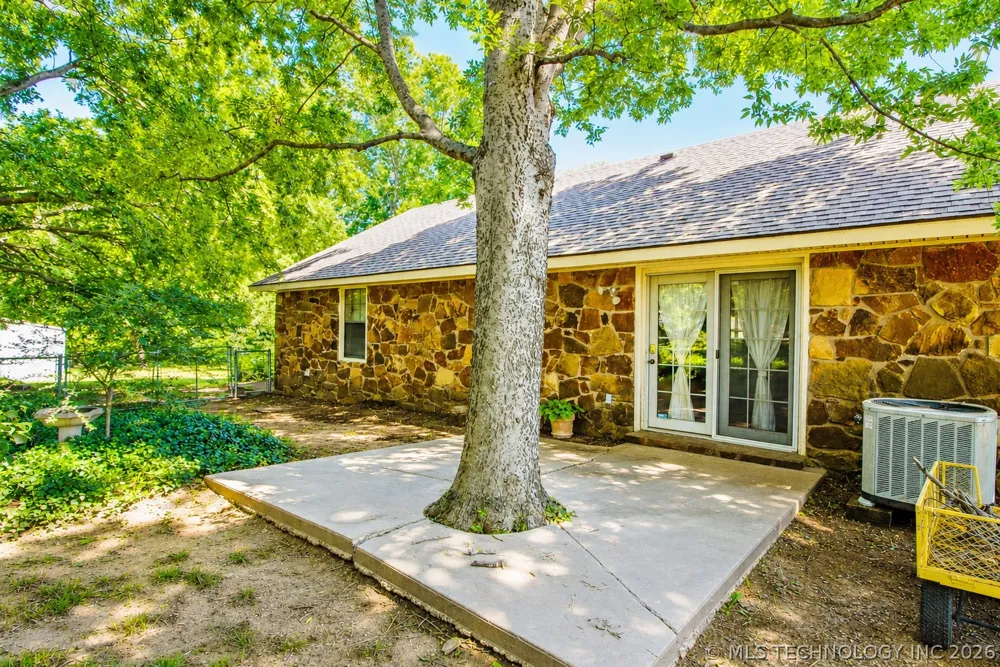 15895 Briar Road Morris, OK 74445