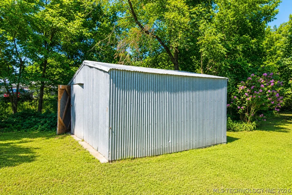 15895 Briar Road Morris, OK 74445